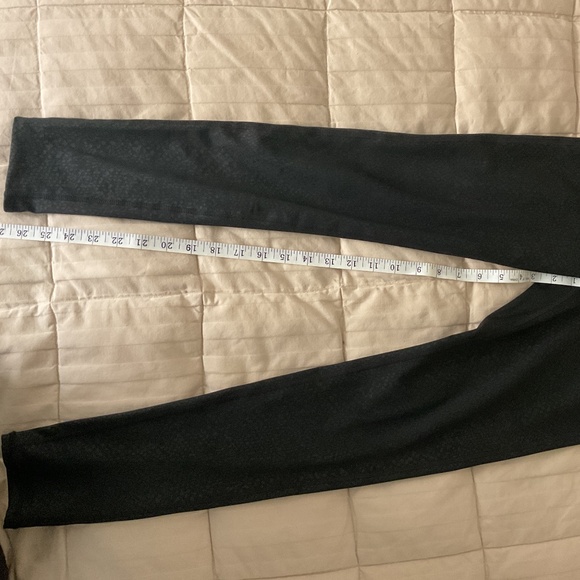 Athleta Black snake print leggings - Picture 4 of 6